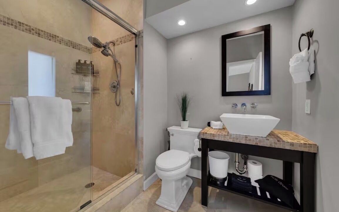 Photo of Bathroom in Central Beach