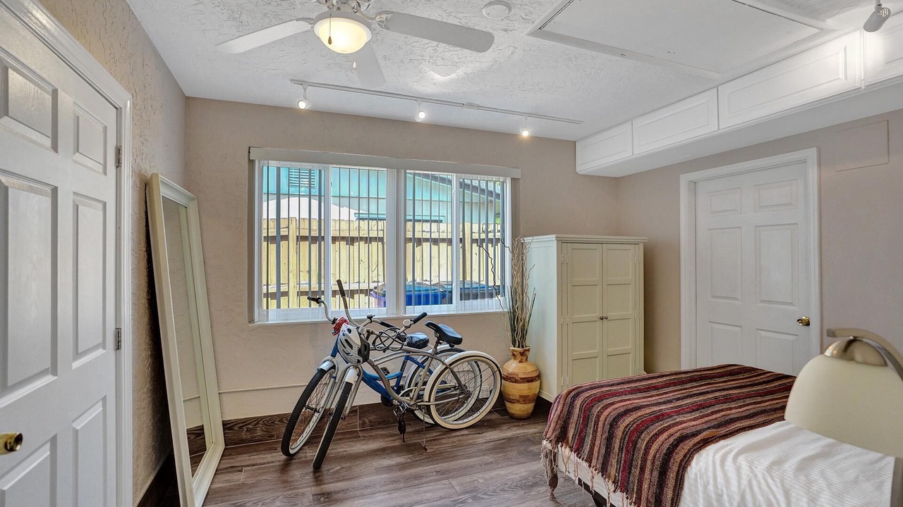 Photo of Bedroom in Deerfield Beach