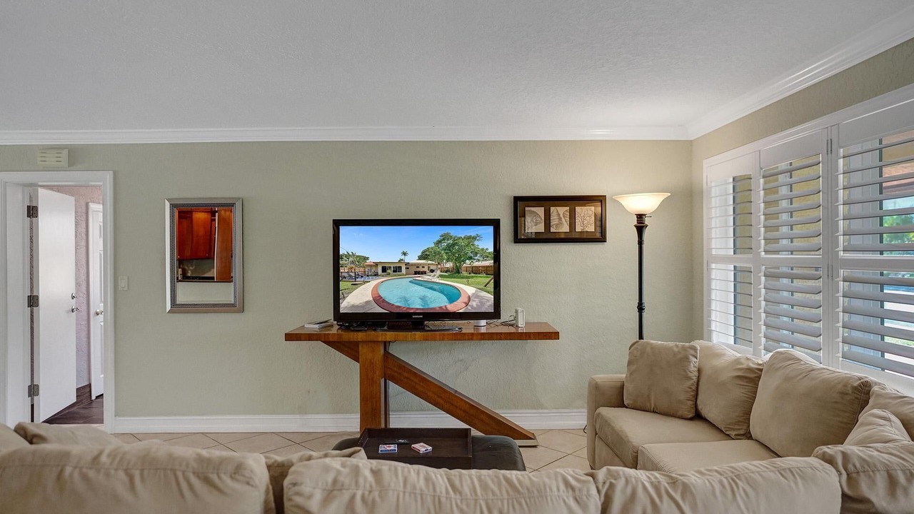 Photo of Livingroom in Deerfield Beach