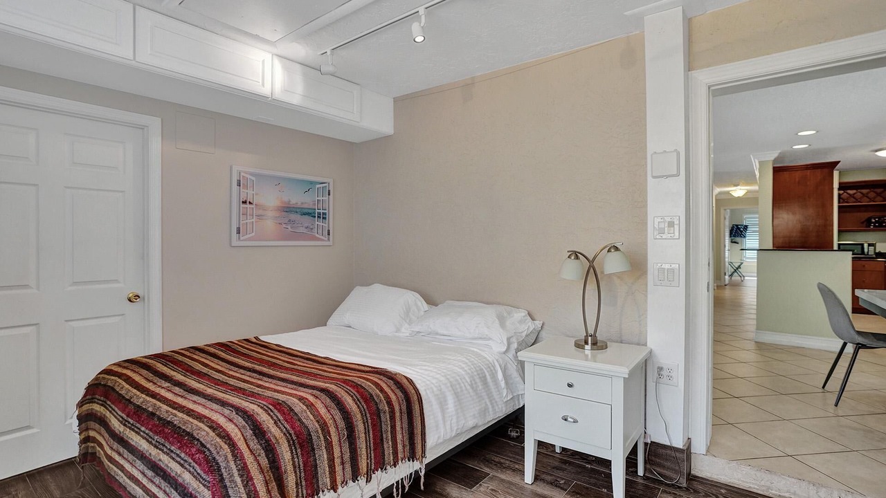 Photo of Bedroom in Deerfield Beach