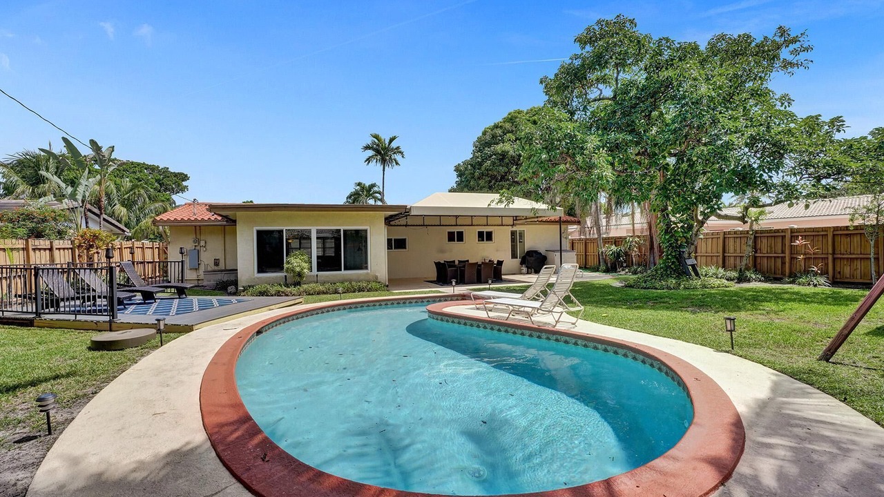 Photo of Outdoor in Deerfield Beach