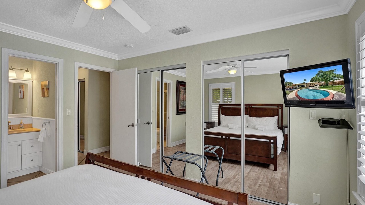 Photo of Bedroom in Deerfield Beach