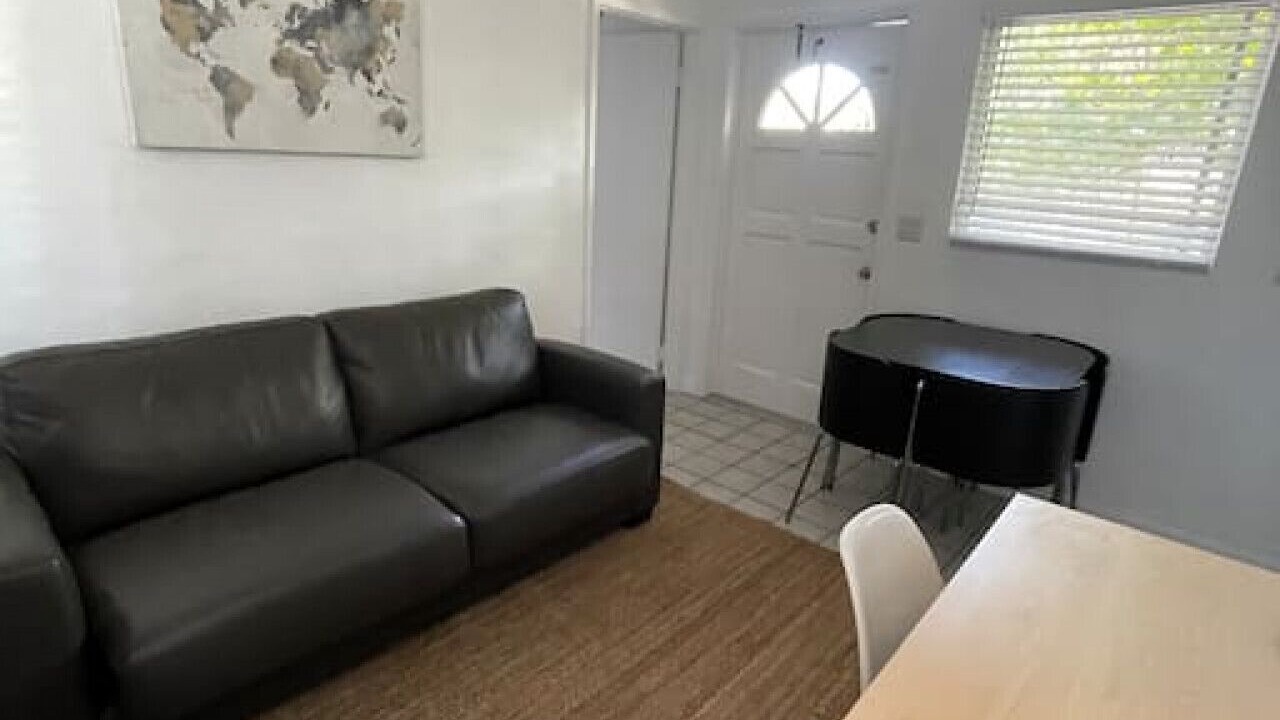 Photo of Livingroom in Sailboat Bend