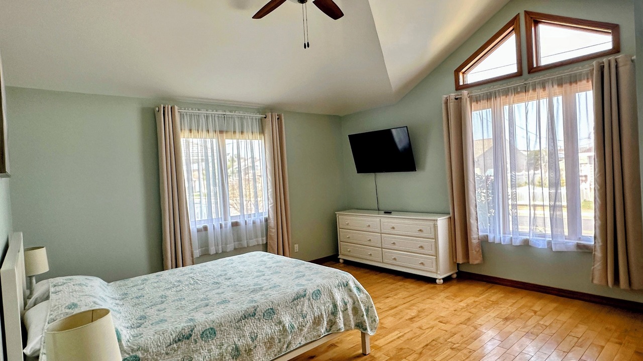 Photo of Bedroom in Diamond Beach