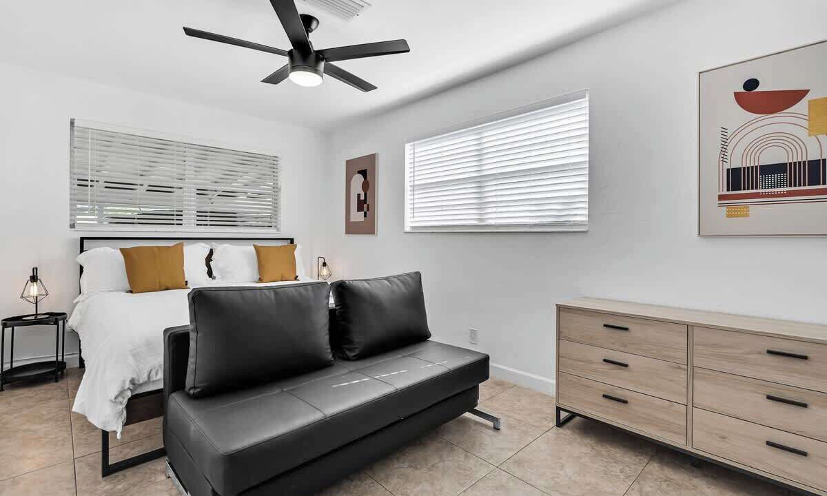 Photo of Bedroom in West Hollywood