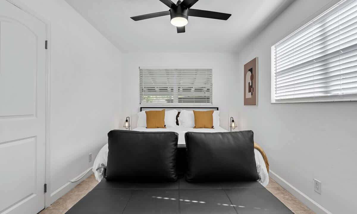 Photo of Bedroom in West Hollywood