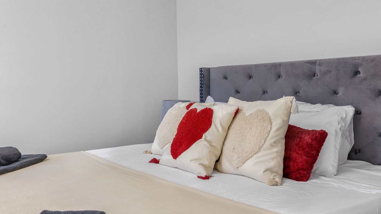 Photo of Bedroom in Imperial Point