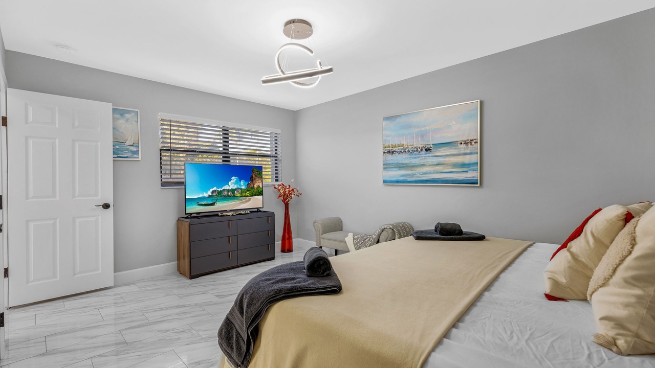 Photo of Bedroom in Imperial Point