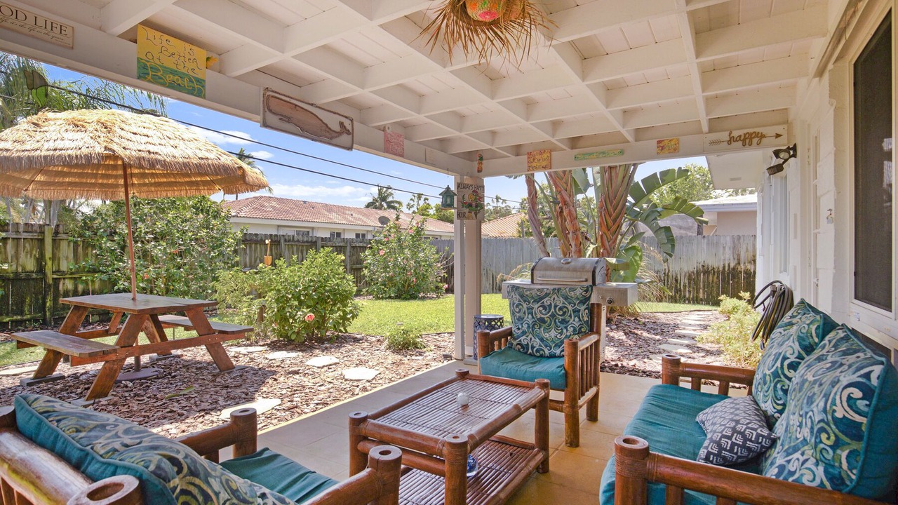 Photo of Outdoor in Santa Barbara Estates