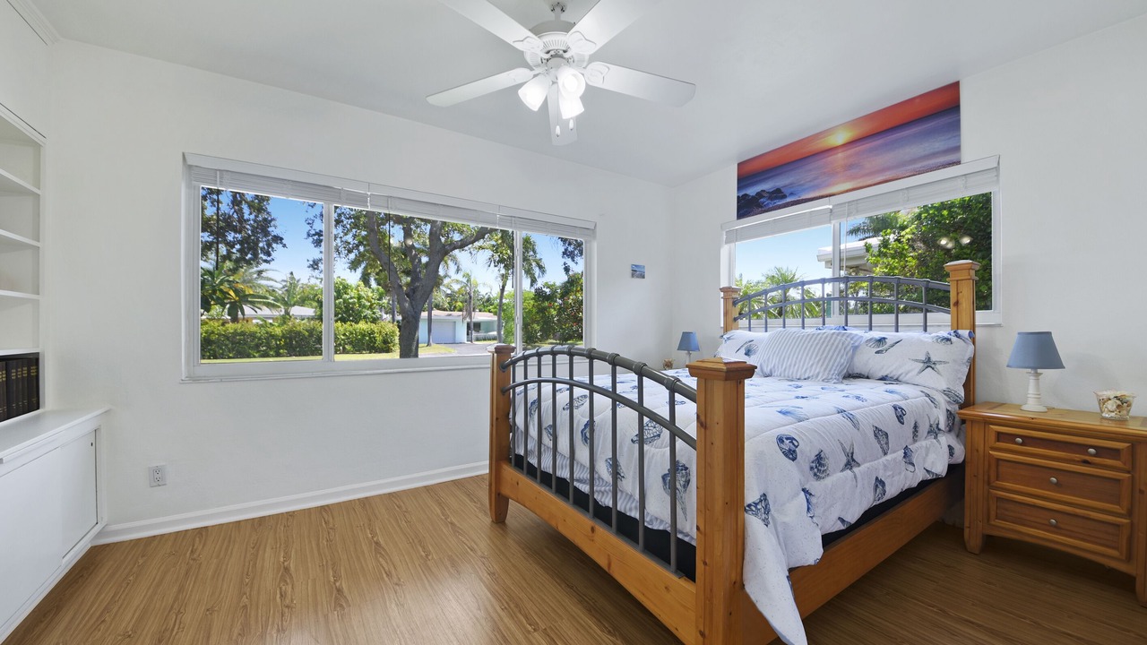 Photo of Bedroom in Santa Barbara Estates
