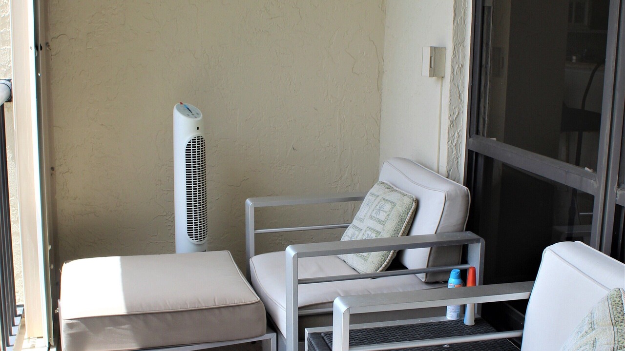 Photo of Patio Balcony in Lauderdale-by-the-Sea