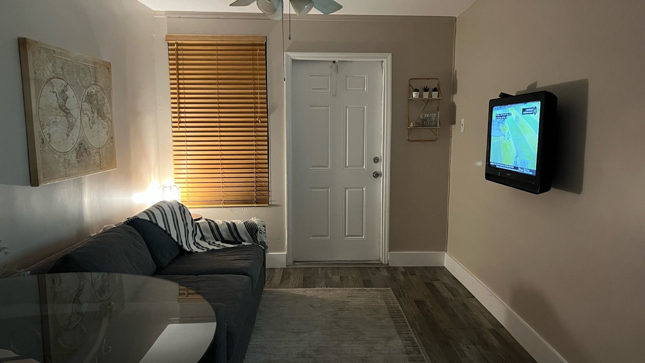 Photo of Livingroom in Hollywood
