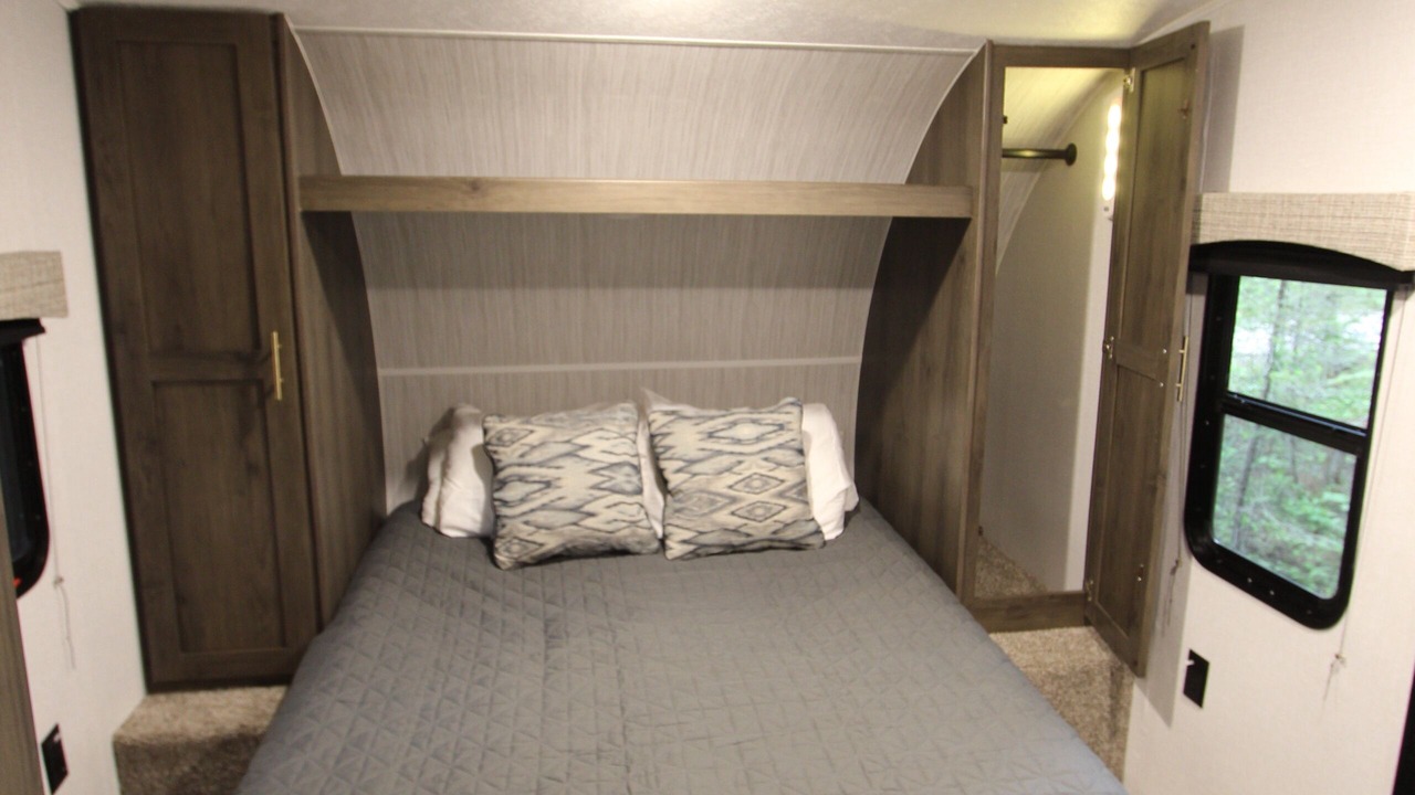 Photo of Bedroom in Martin City