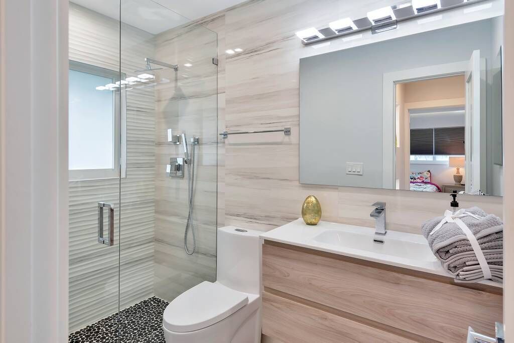 Photo of Bathroom in Coral Ridge