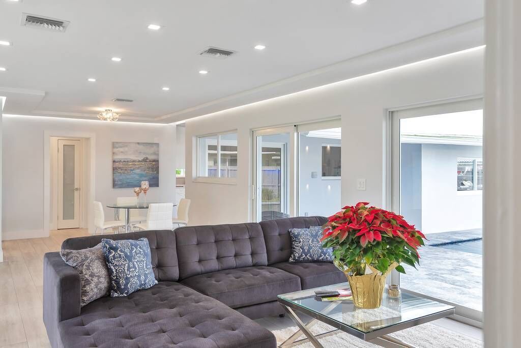 Photo of Livingroom in Coral Ridge