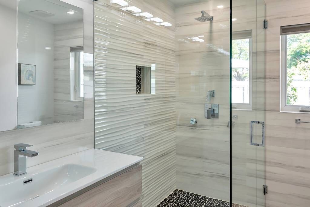 Photo of Bathroom in Coral Ridge