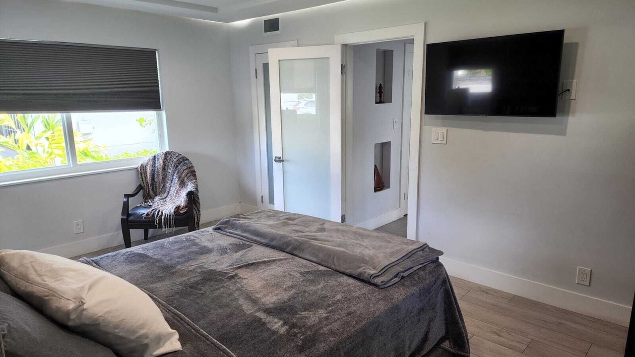 Photo of Bedroom in Coral Ridge