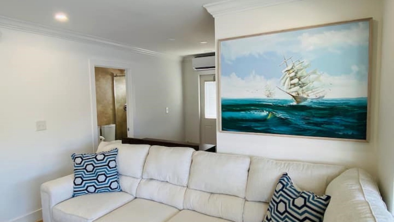 Photo of Livingroom in Harbor Village