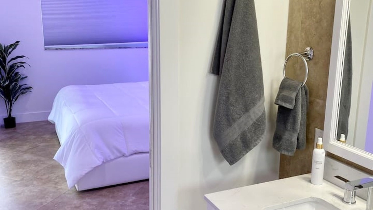 Photo of Bathroom in Harbor Village