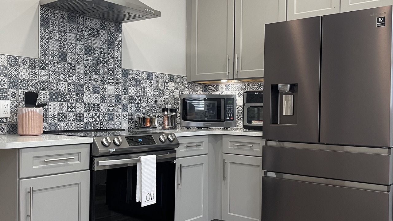 Photo of Kitchen in Downtown Niagara Falls