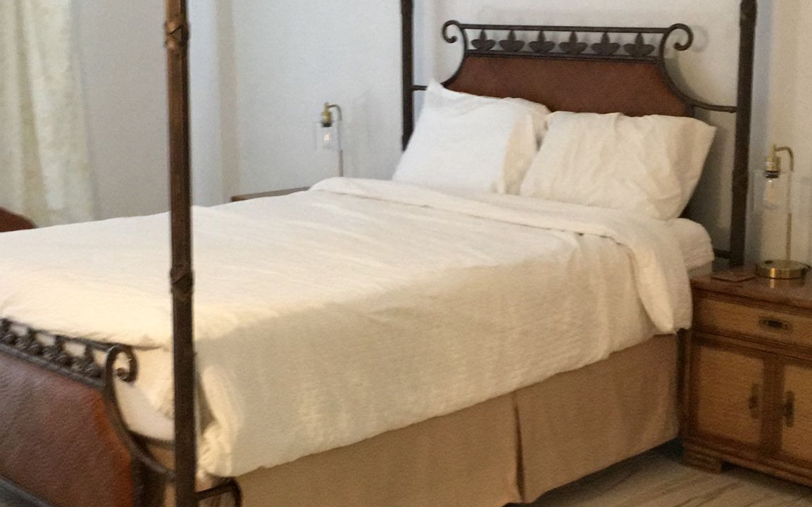 Photo of Bedroom in Surfside