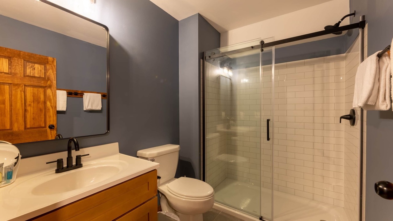 Photo of Bathroom in Edray