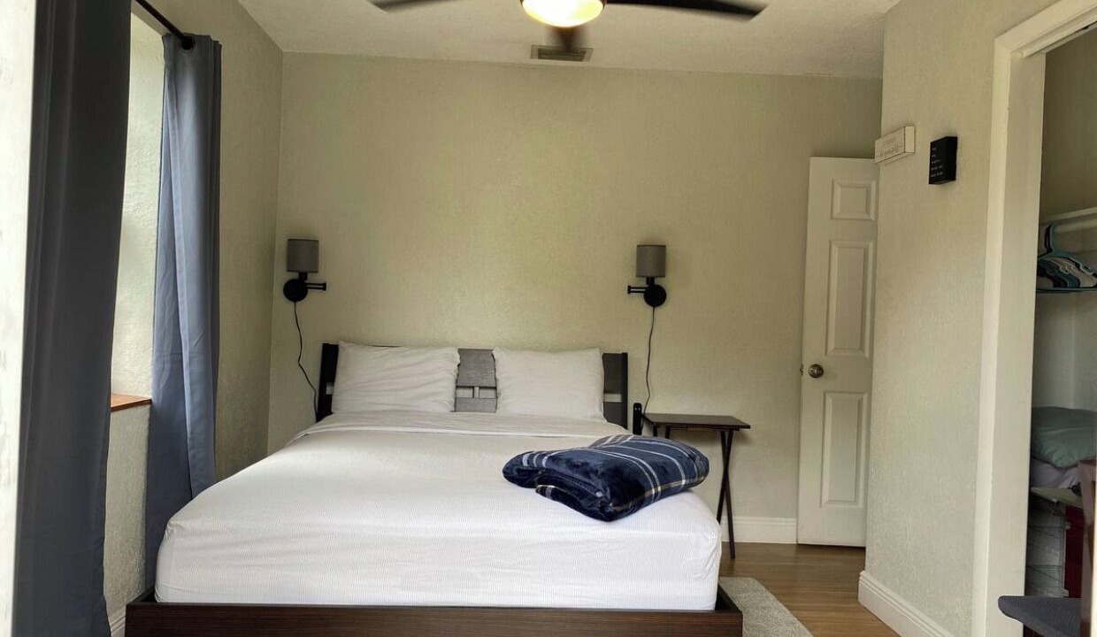 Photo of Bedroom in Central Fort Lauderdale