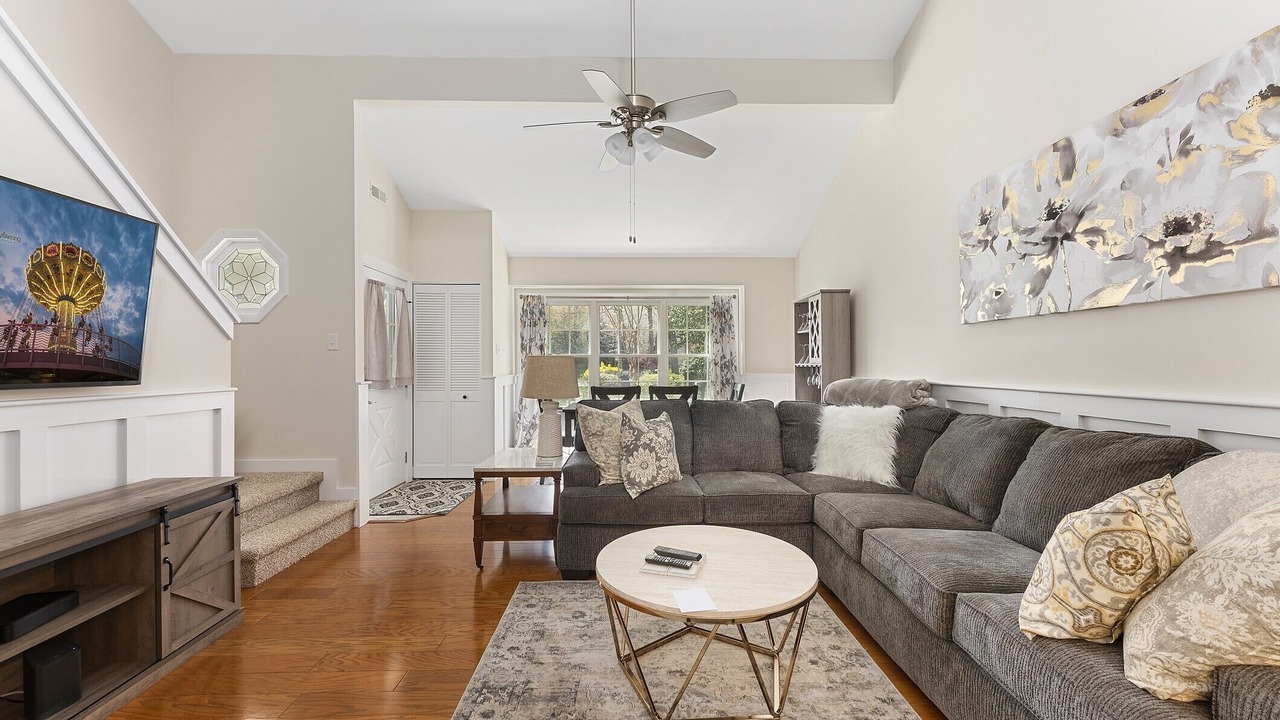 Photo of Livingroom in Lower Township