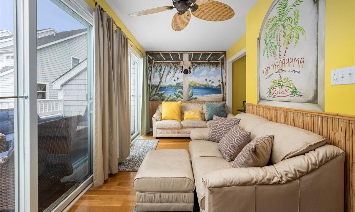 Photo of Livingroom in West Ocean City