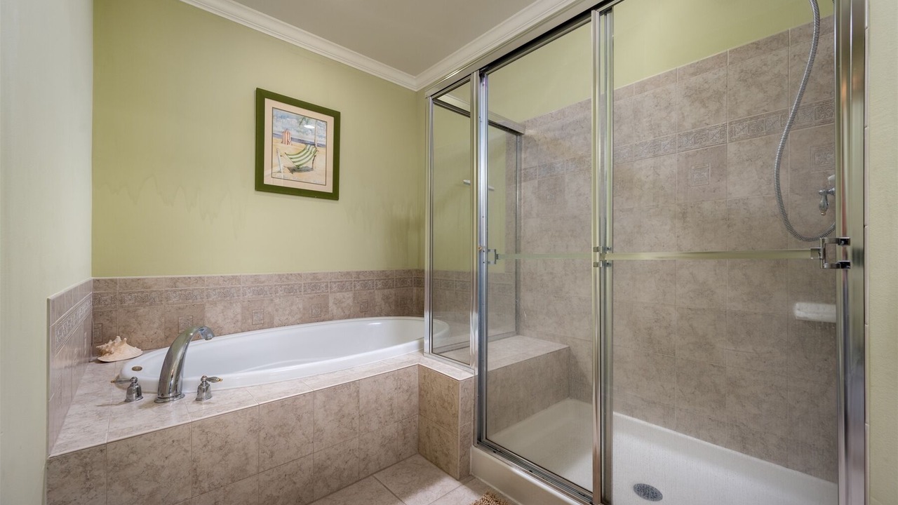 Photo of Bathroom in Sunset Island