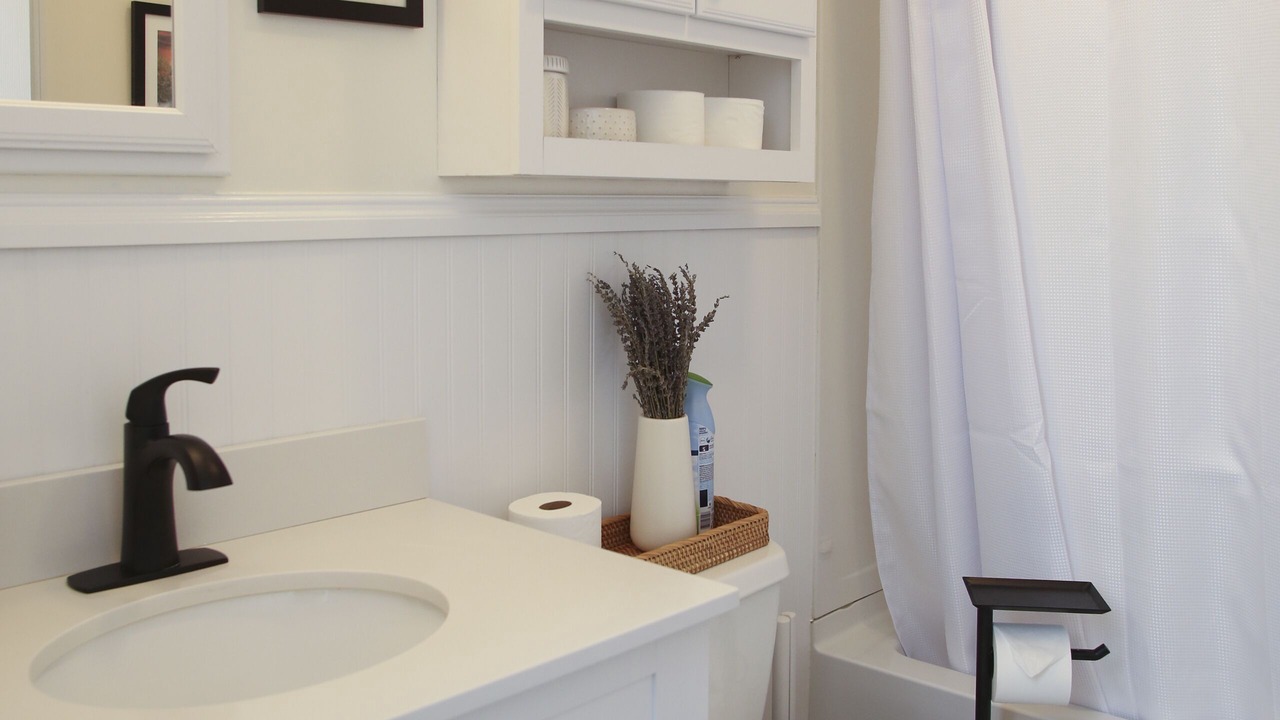 Photo of Bathroom in Village Green