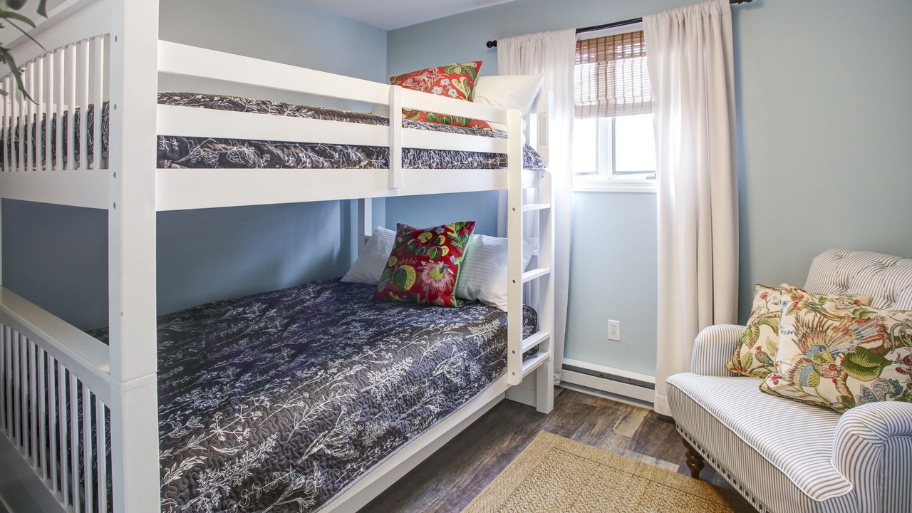 Photo of Bedroom in Village Green