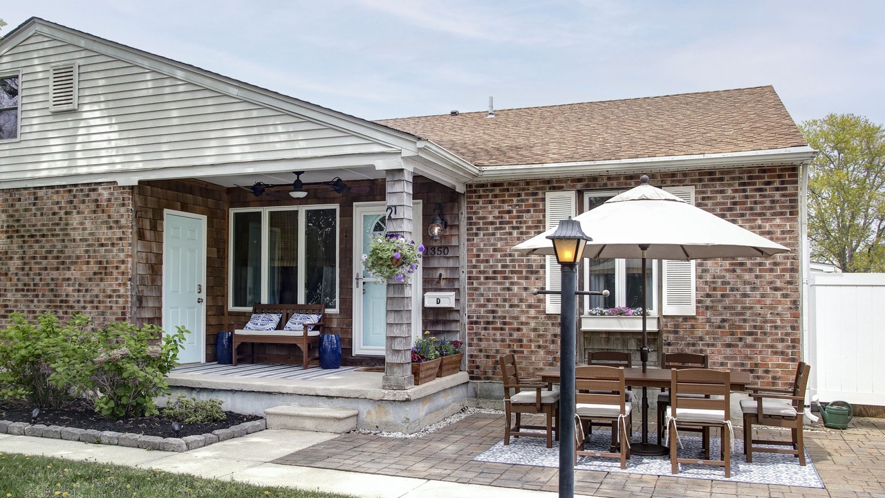 Photo of Outdoor in Village Green