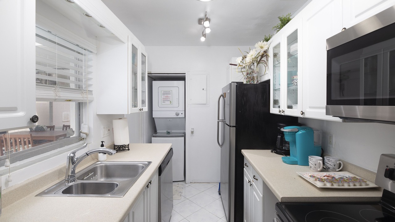 Photo of Kitchen in Dolphin Isles
