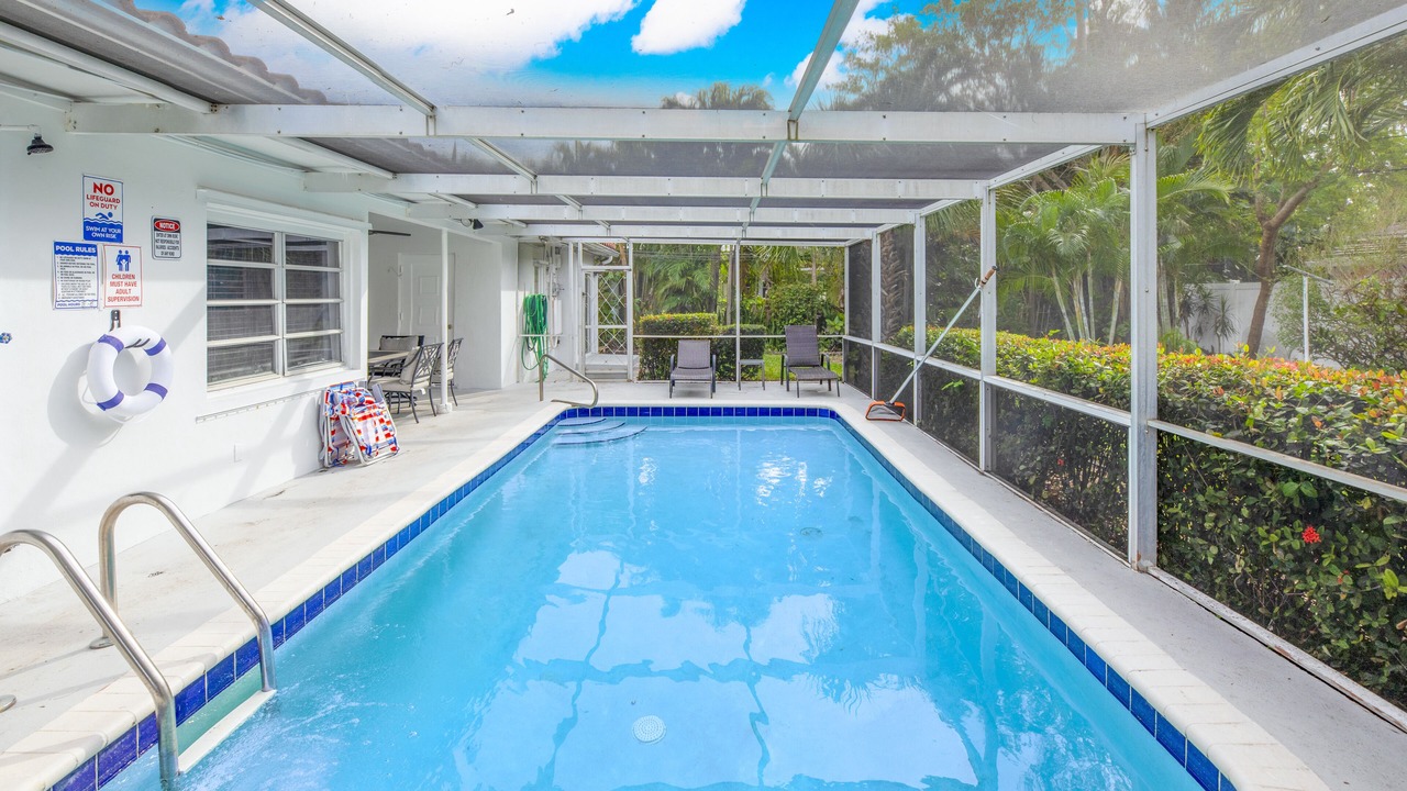Photo of Outdoor in Dolphin Isles