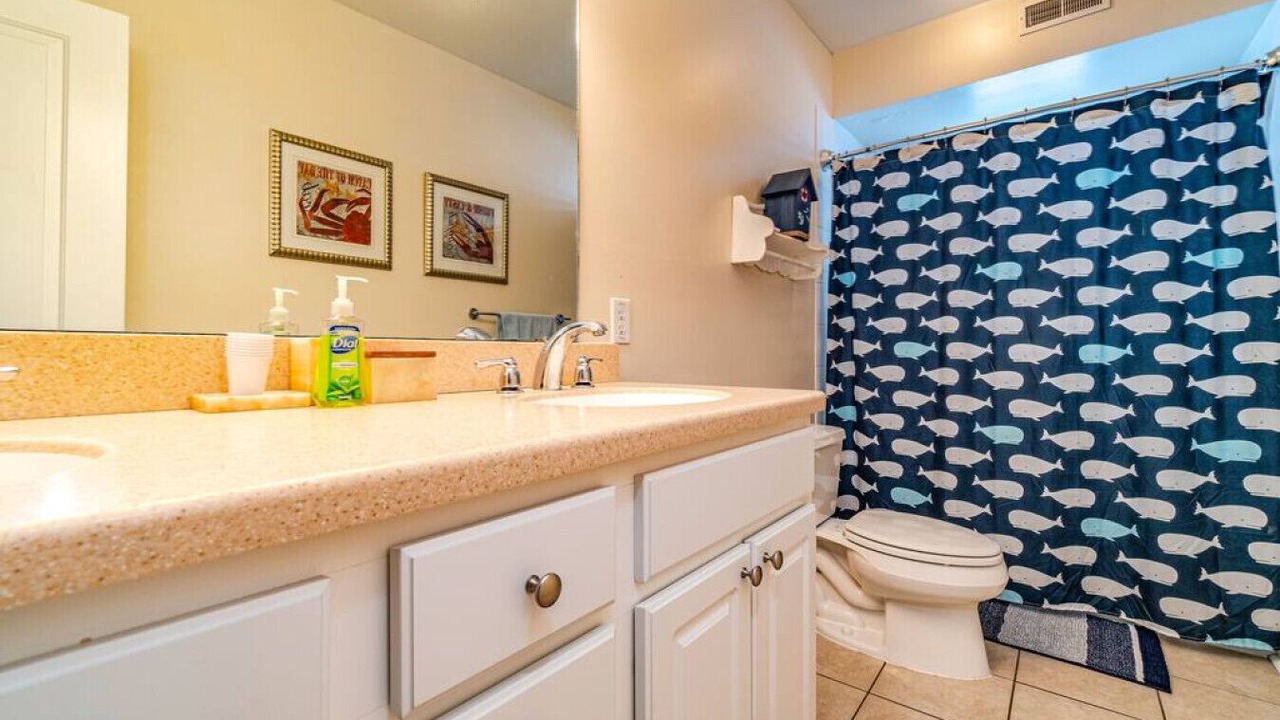Photo of Bathroom in North End