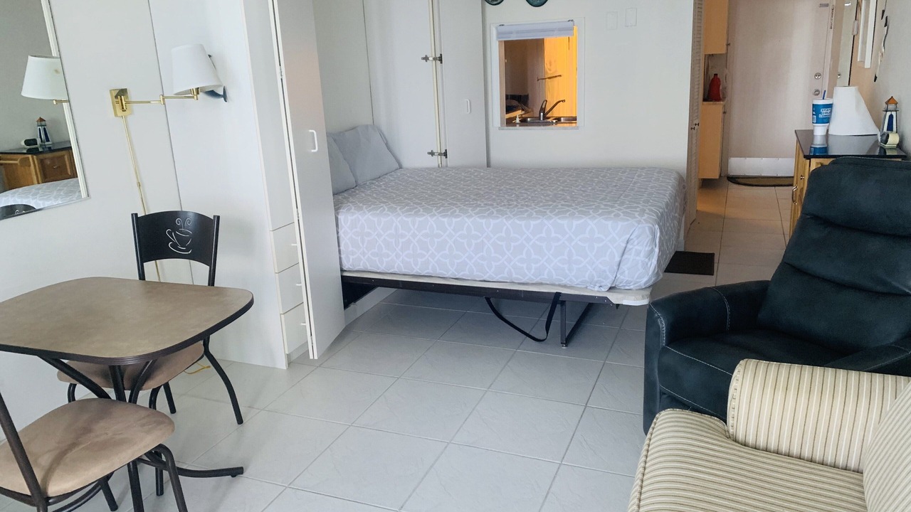 Photo of Bedroom in Pompano Beach