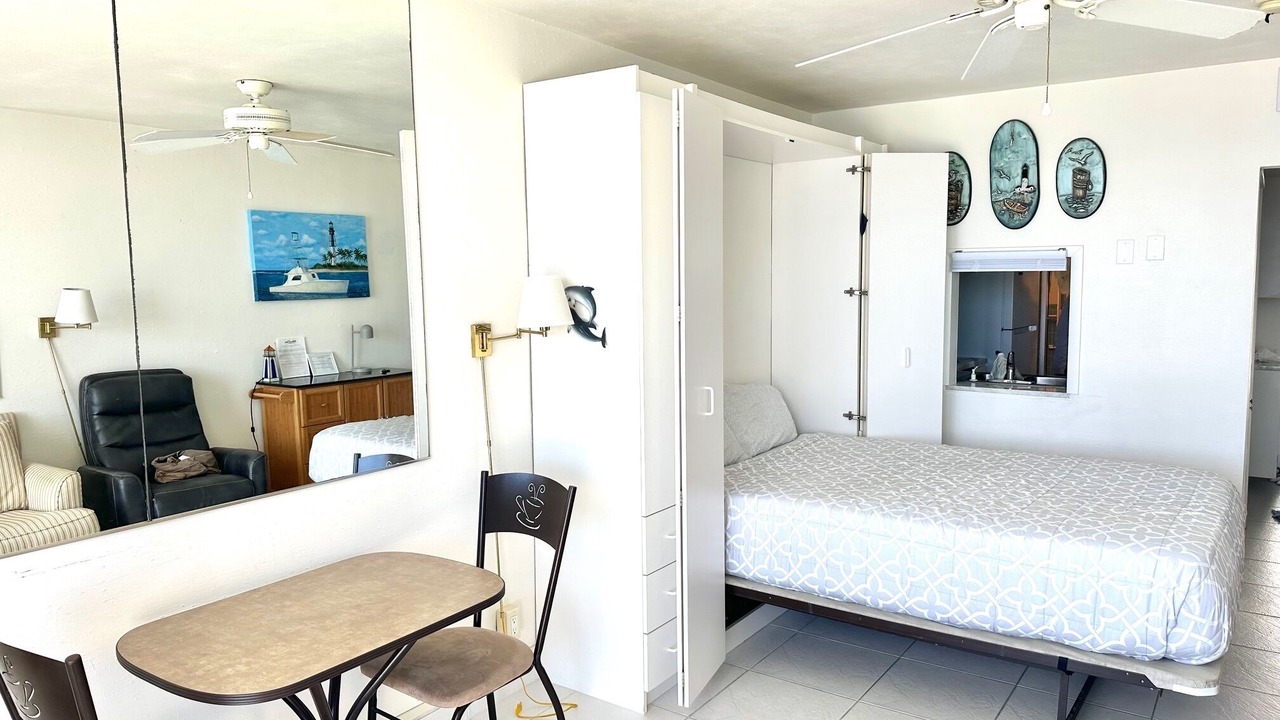 Photo of Bedroom in Pompano Beach