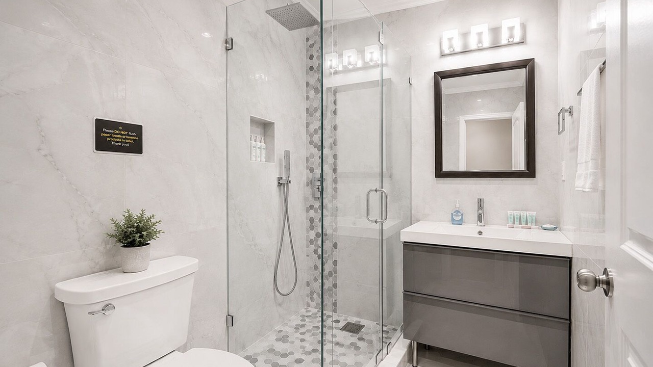 Photo of Bathroom in South Lake