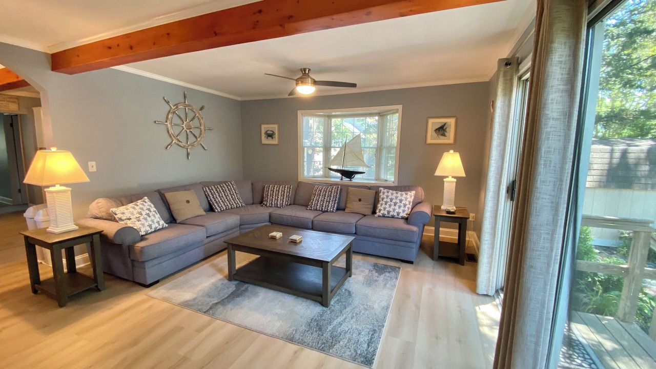 Photo of Livingroom in Cape May Point