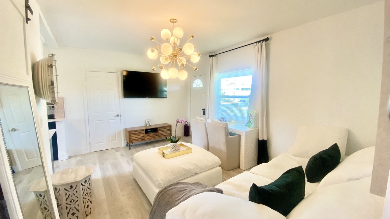 Photo of Bedroom in Little Haiti