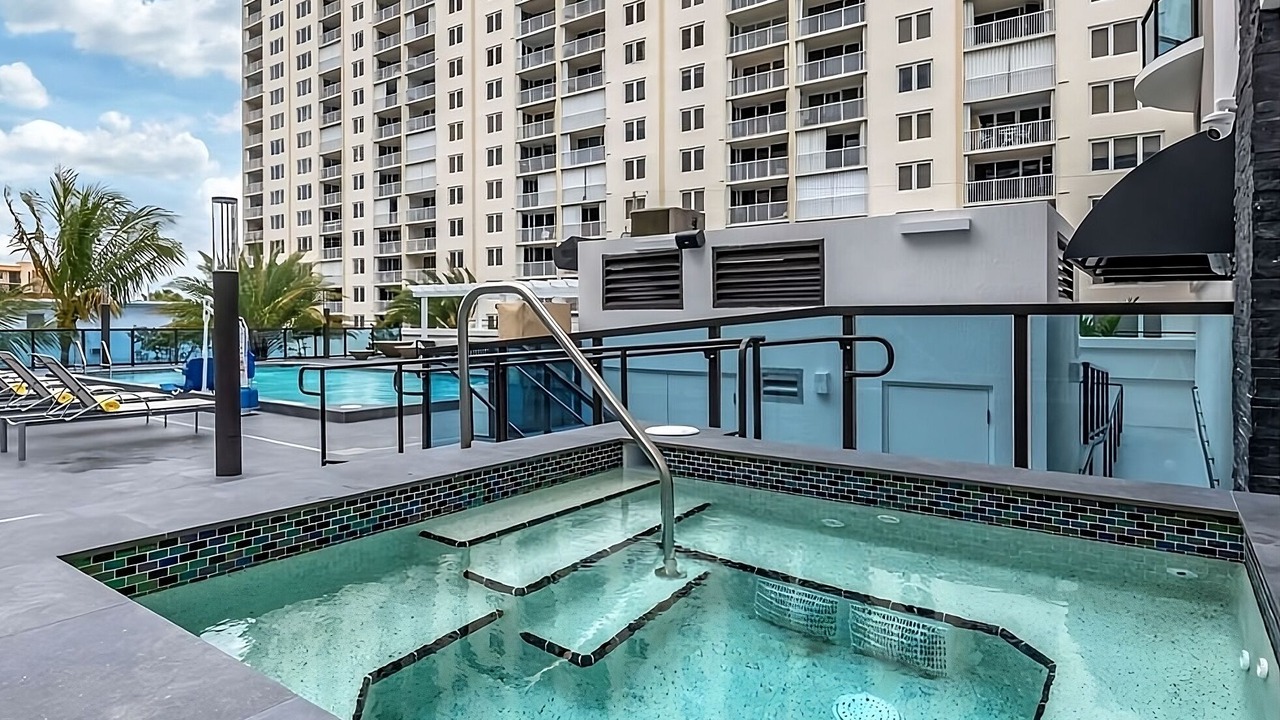 Photo of Outdoor in Lauderdale Beach