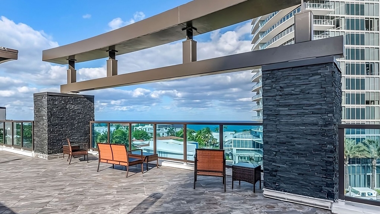 Photo of Outdoor in Lauderdale Beach