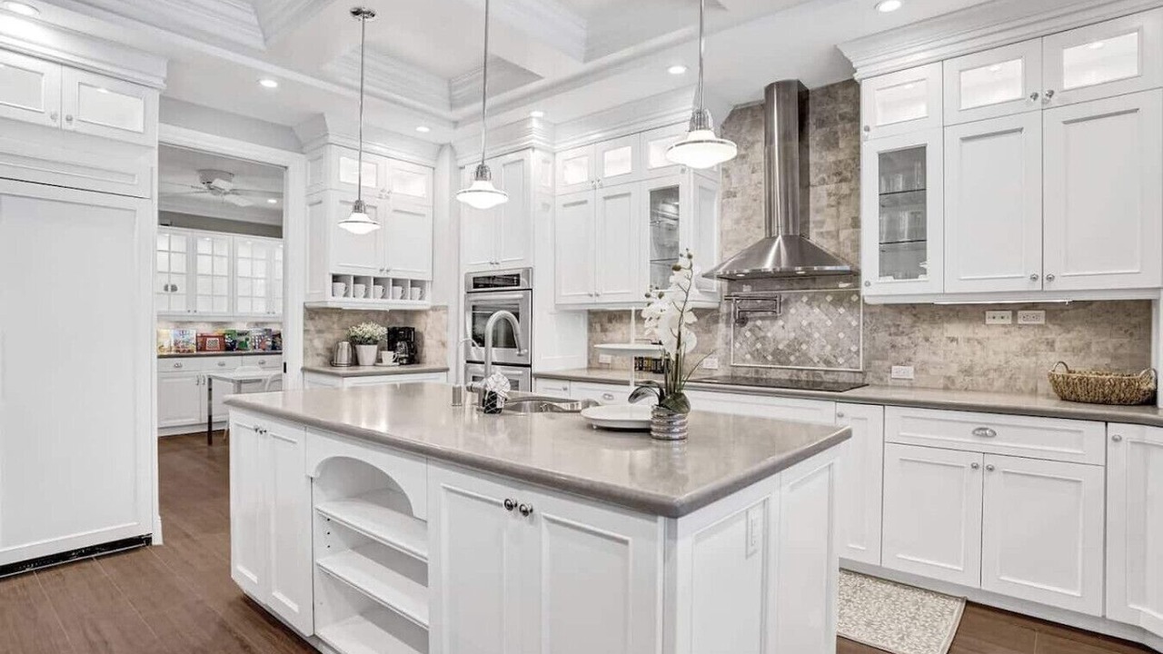 Photo of Kitchen in Hollywood Lakes