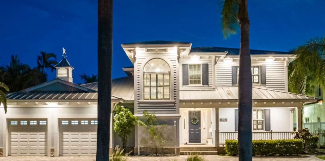 Photo of Outdoor in Hollywood Lakes