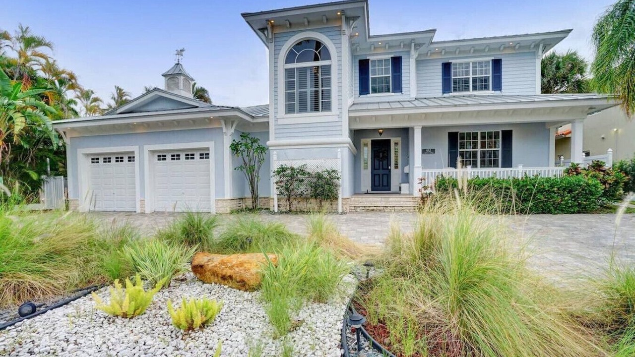 Photo of Outdoor in Hollywood Lakes
