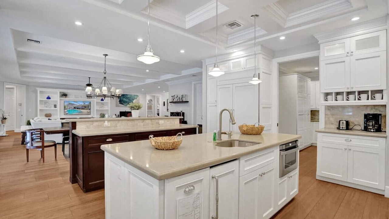Photo of Kitchen in Hollywood Lakes