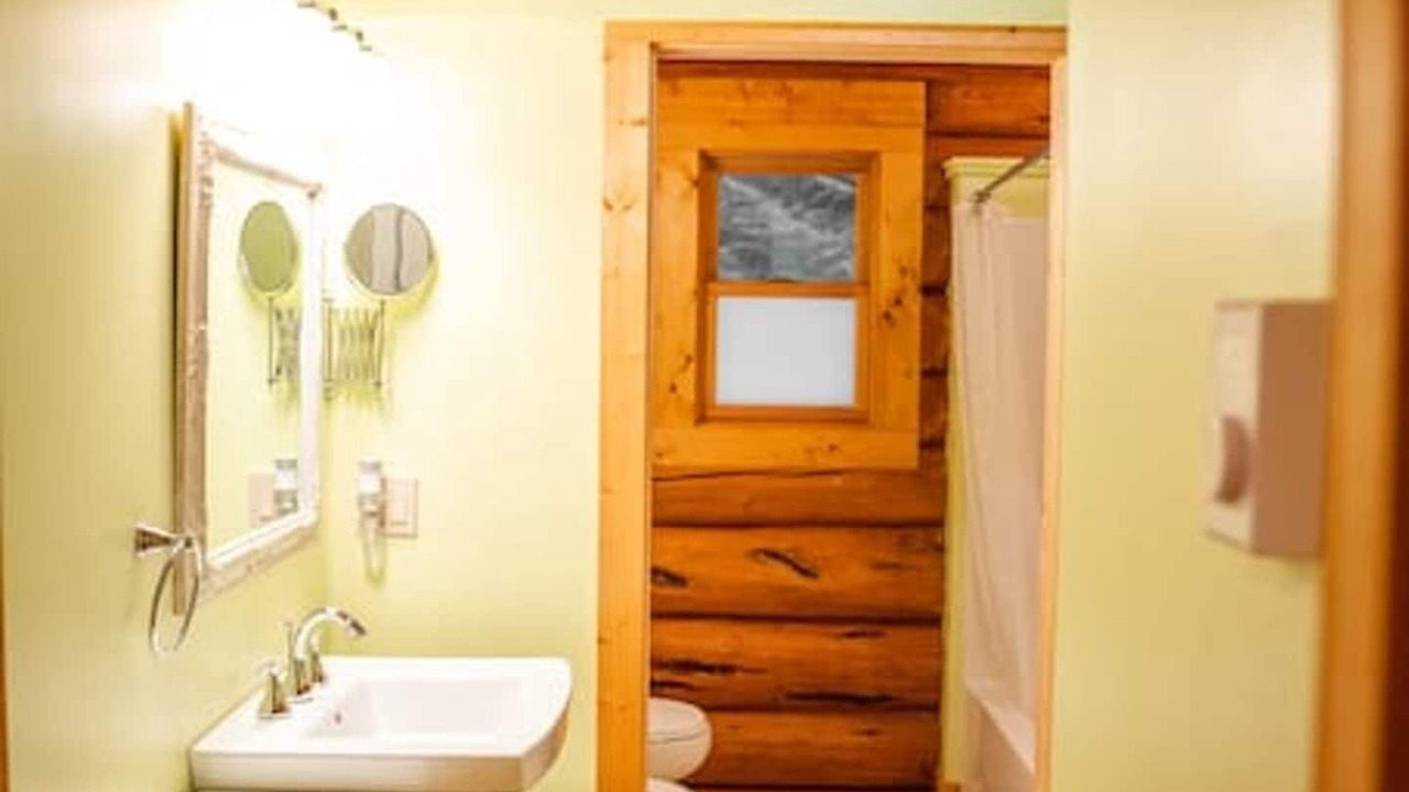 Photo of Bathroom in West Glacier