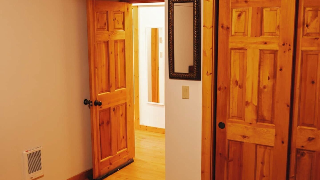 Photo of Bedroom in West Glacier