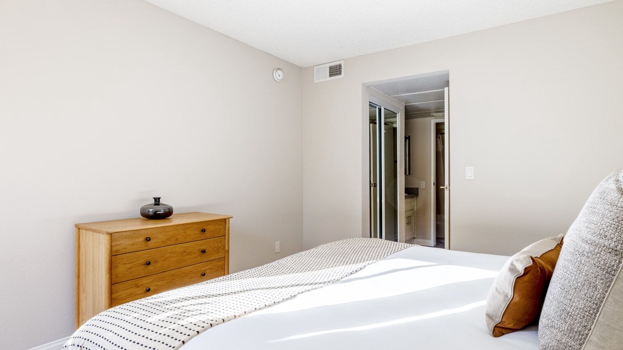 Photo of Bedroom in Atwater Village